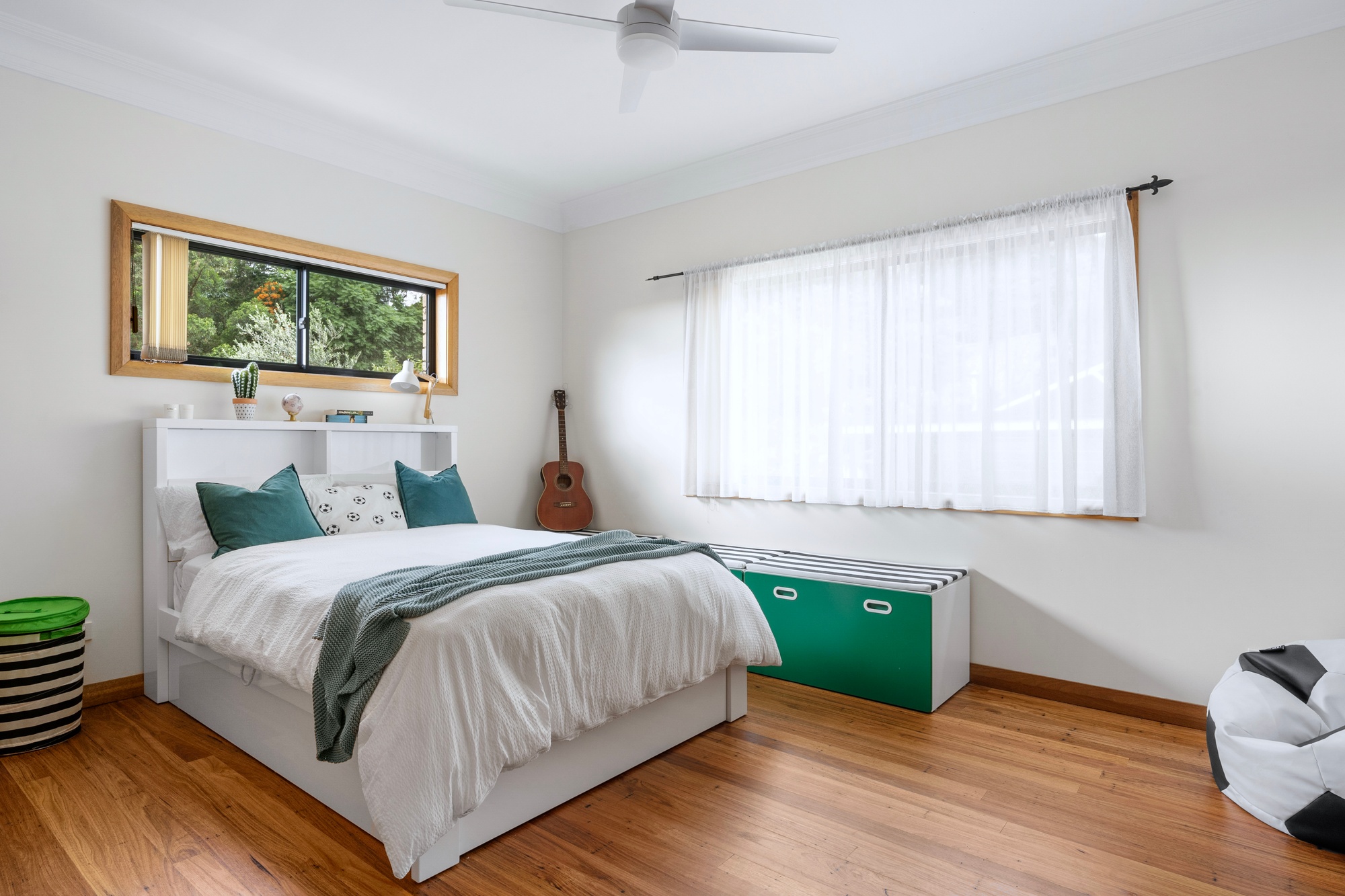 32 Ashley Avenue, Farmborough Heights - Thumbnail 6