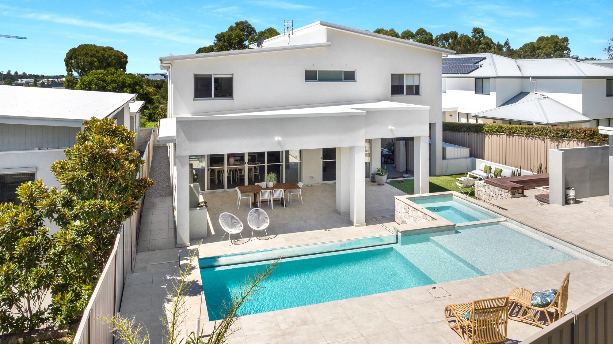 12 Shallows Drive, Shell Cove - Thumbnail 2