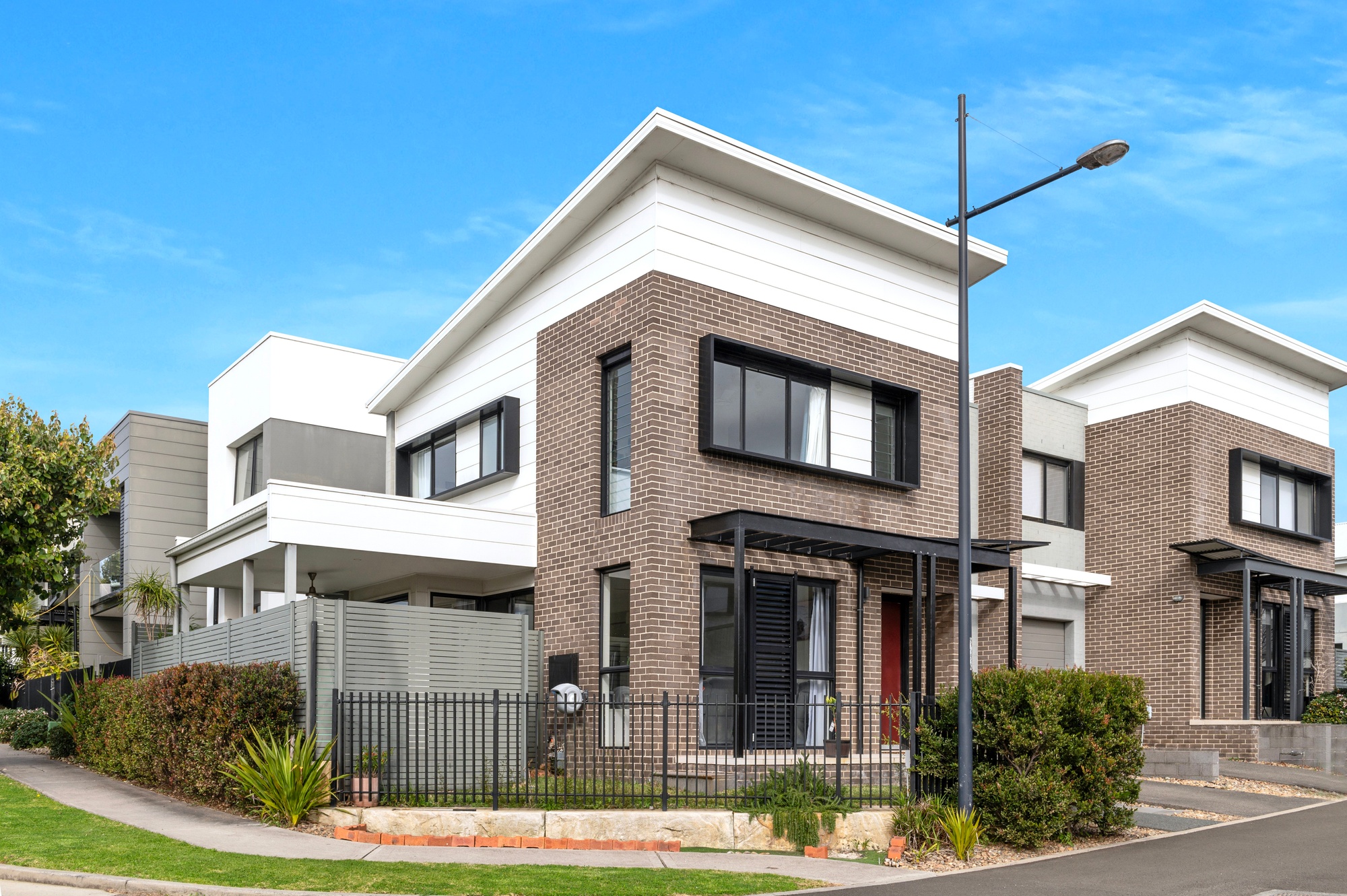 1 Bow Lane, Shell Cove - Thumbnail 2
