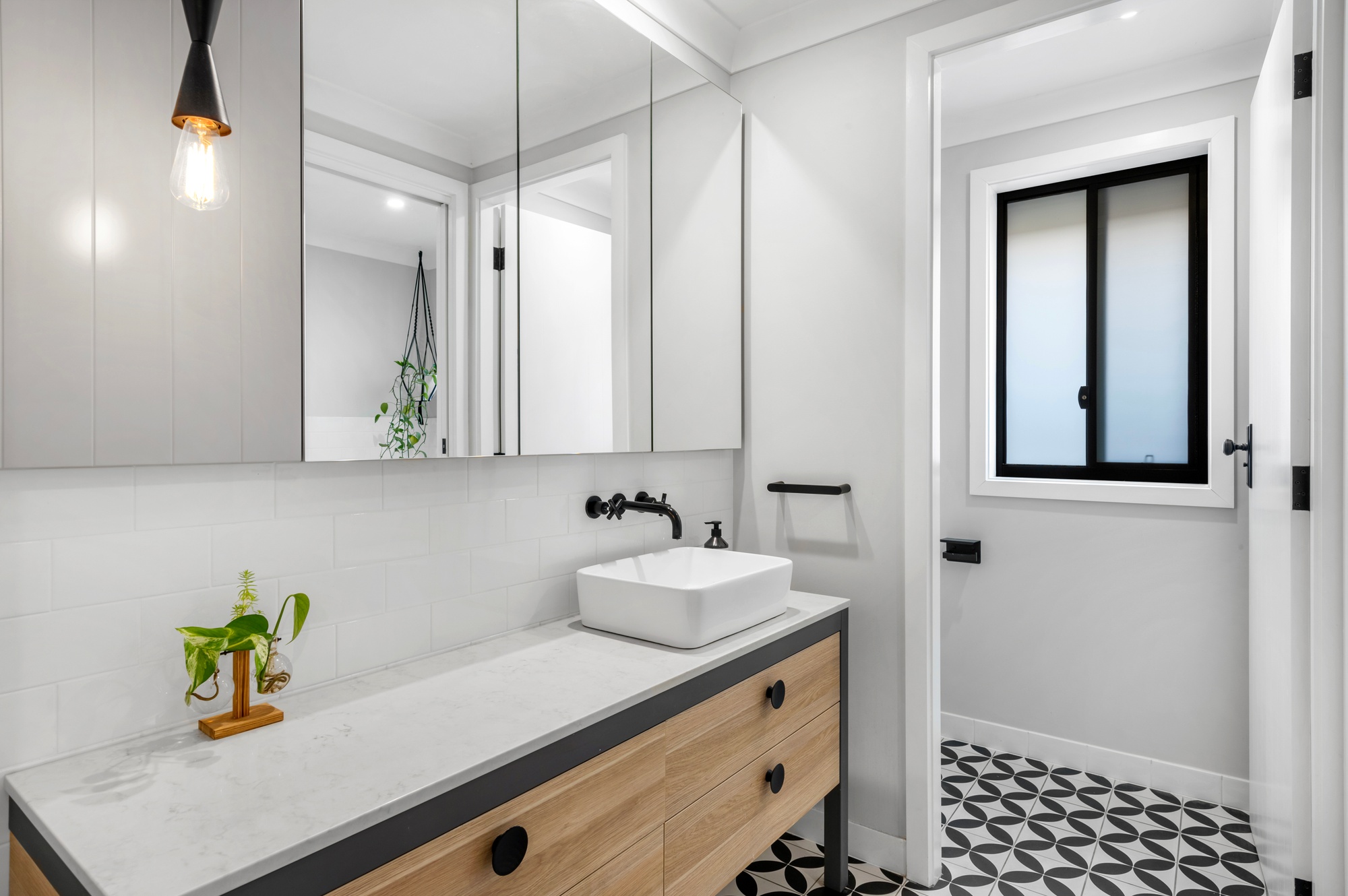 138 Koloona Avenue, Mount Keira - Thumbnail 5