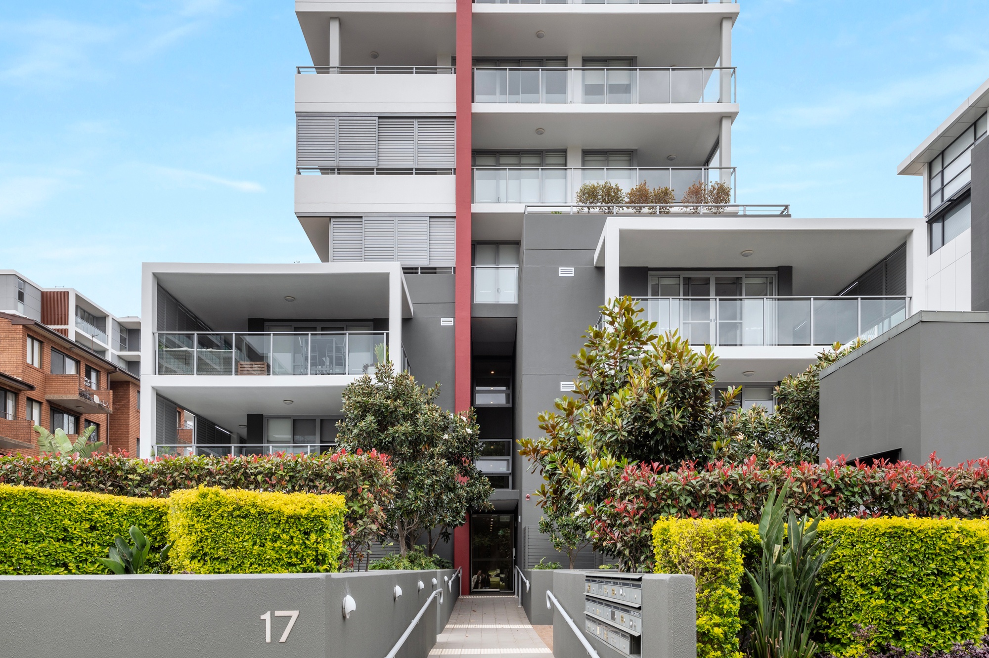 7/17 Kembla Street