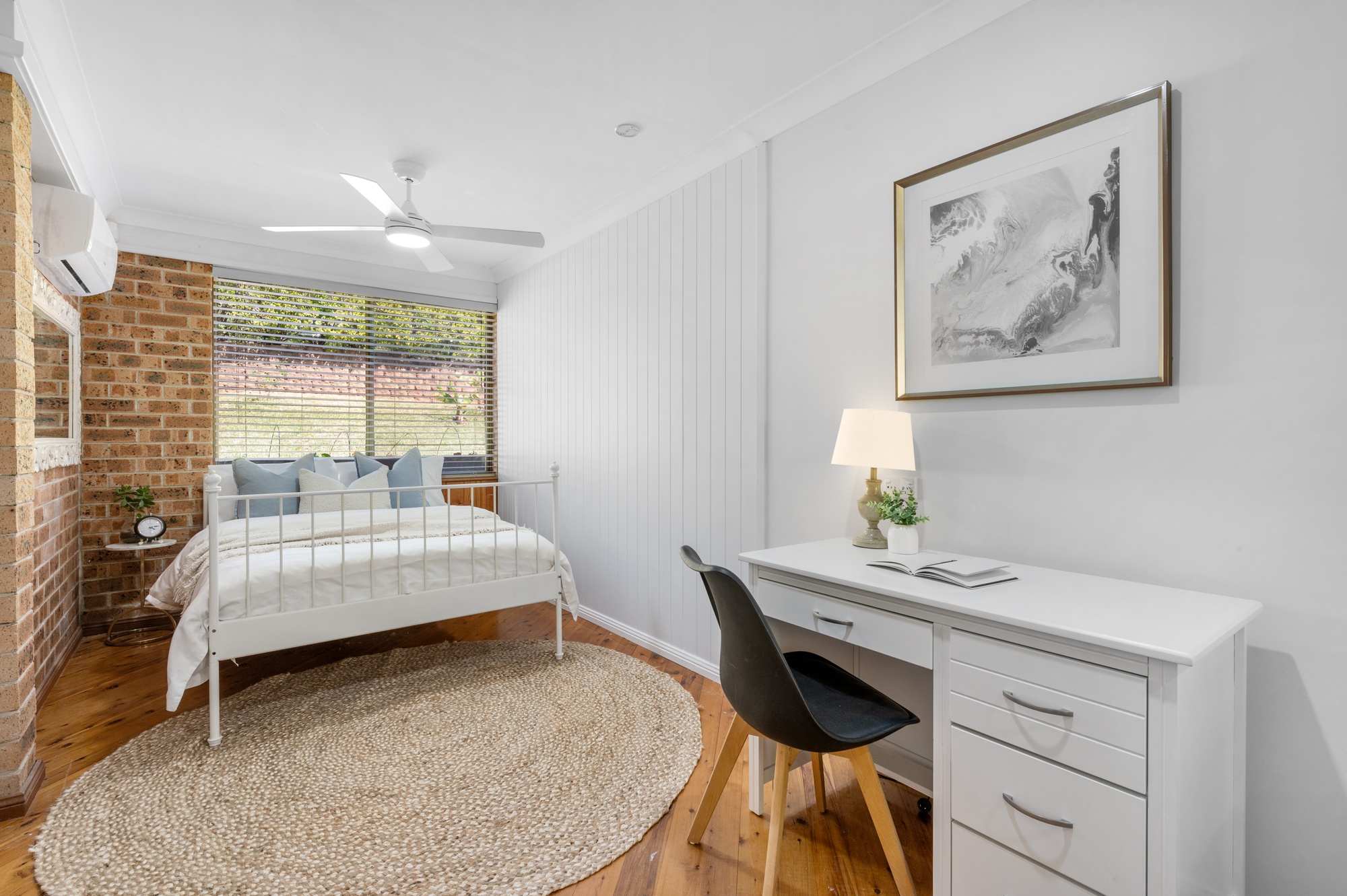 2 Booreea Boulevard, Cordeaux Heights - Thumbnail 2