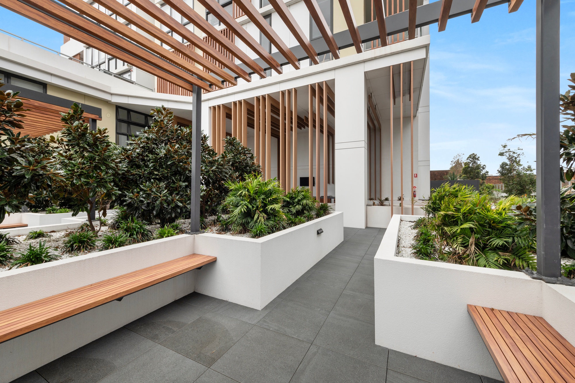 404/35 Kenny Street, Wollongong - Thumbnail 3