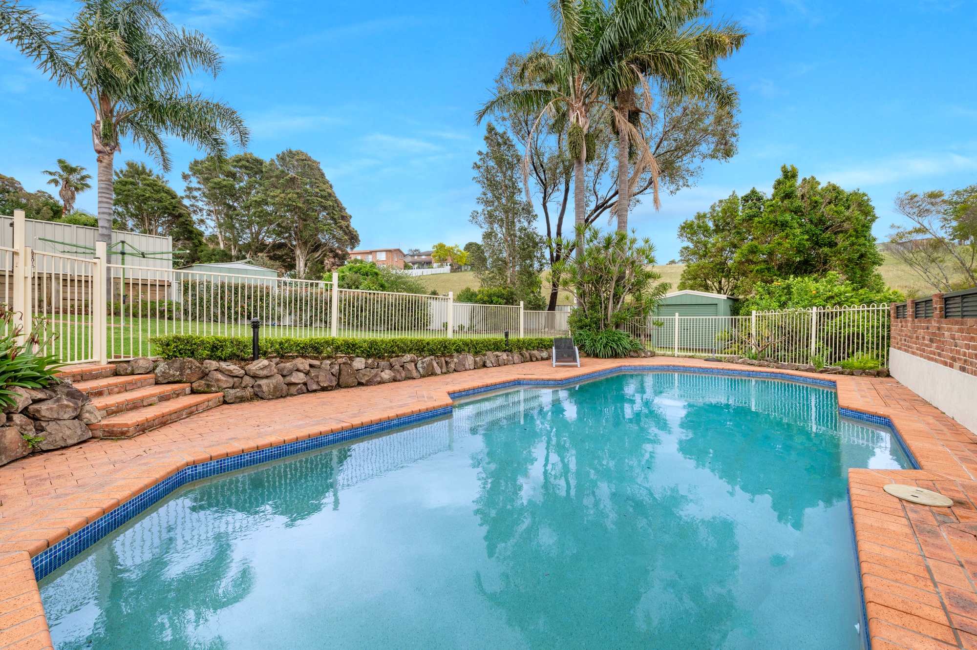 198-200 Derribong Drive, Cordeaux Heights - Thumbnail 7