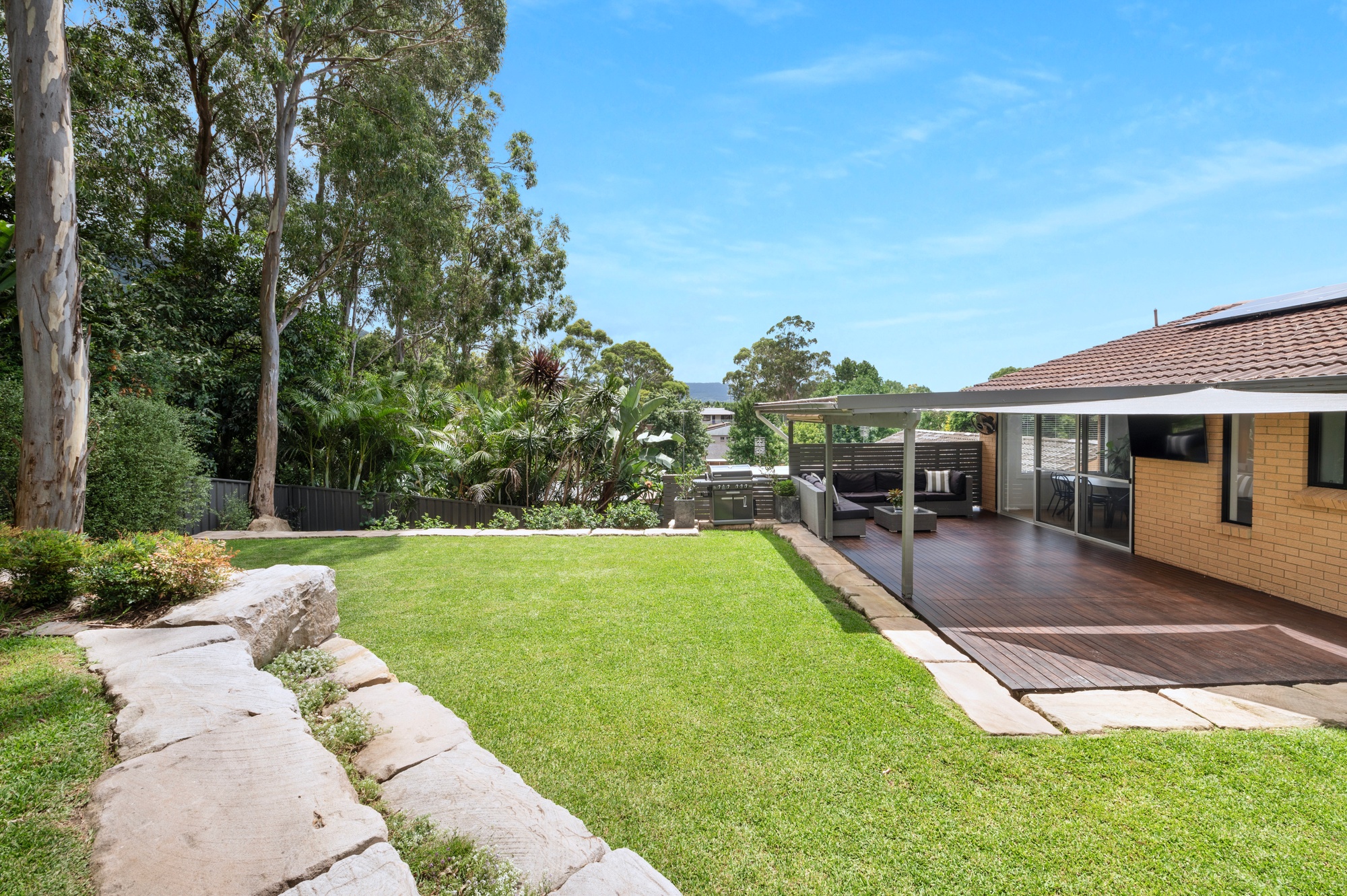 28 Vista Avenue, Farmborough Heights - Thumbnail 3