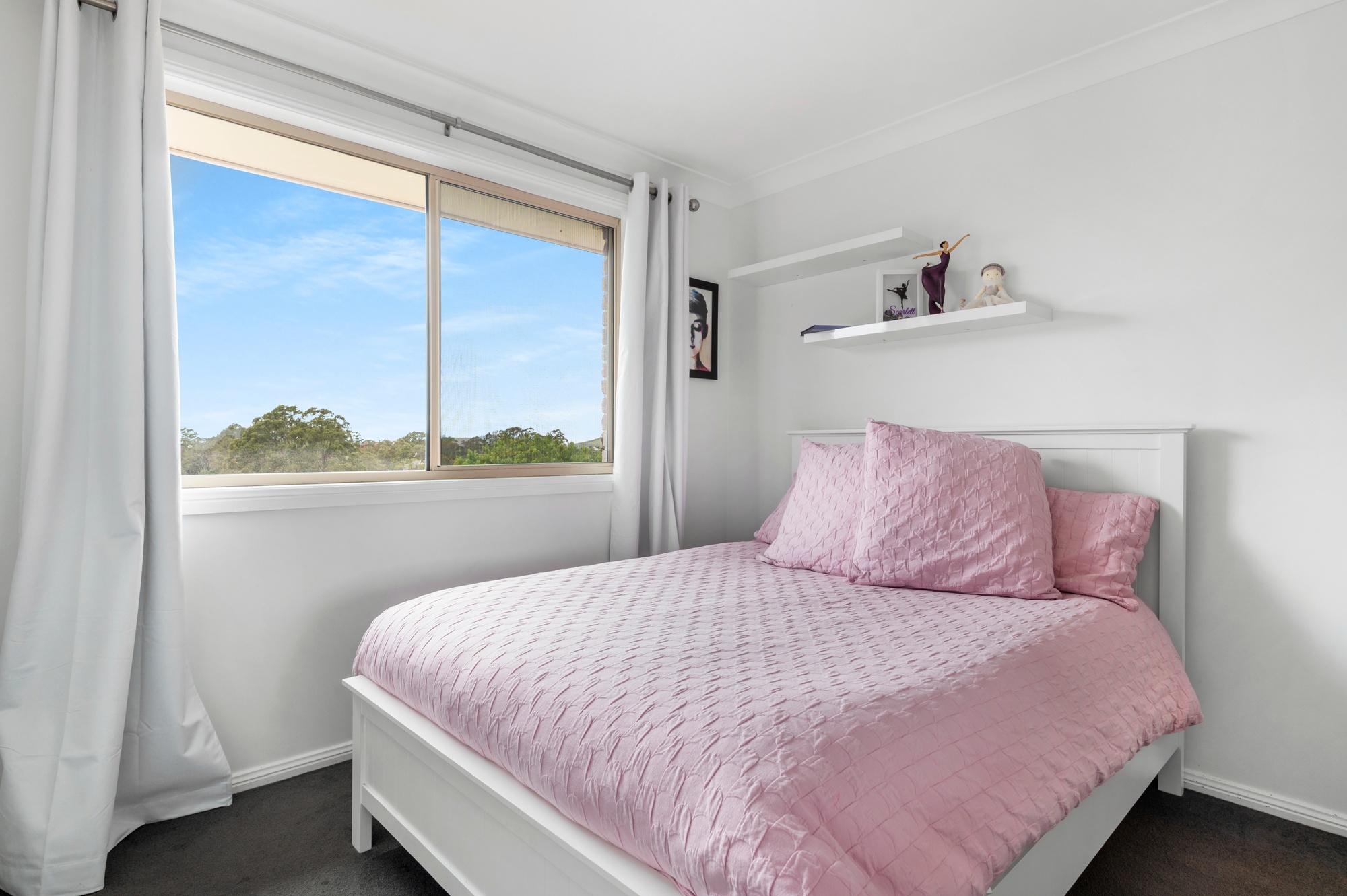 18 Paltarra Place, Cordeaux Heights - Thumbnail 4