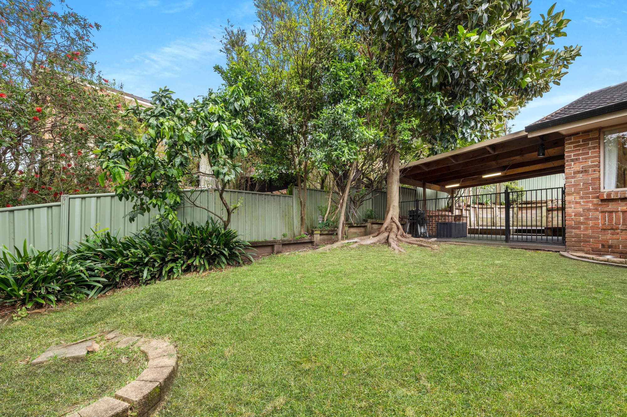 18 Paltarra Place, Cordeaux Heights - Thumbnail 8