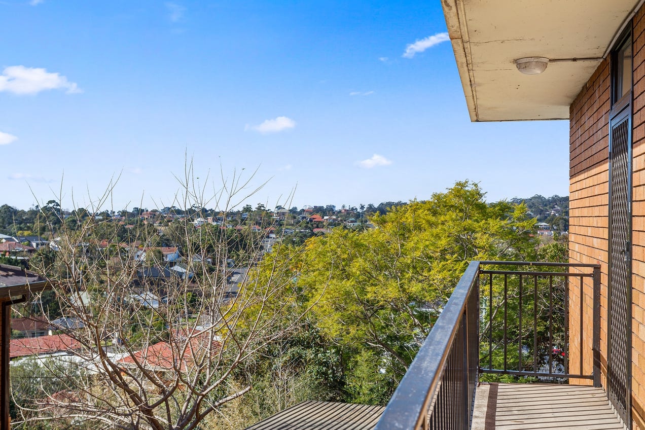 2/13 Zelang Avenue, Figtree - Image 1