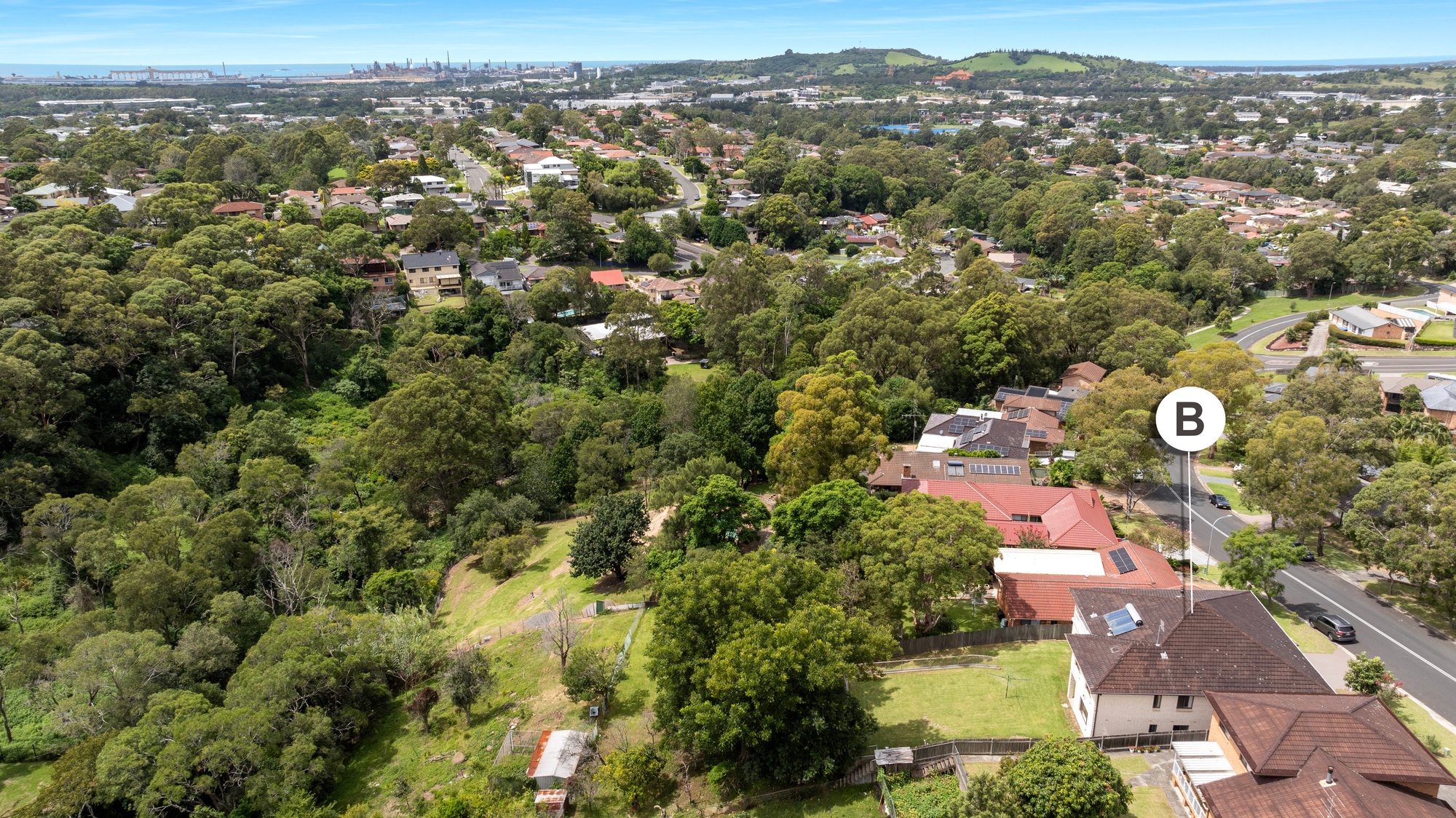 24-26 Tamarind Drive, Cordeaux Heights - Thumbnail 2