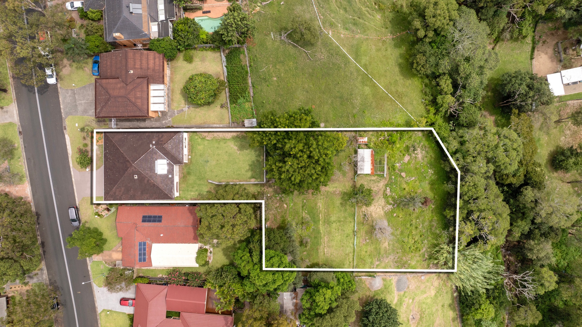 24-26 Tamarind Drive, Cordeaux Heights - Thumbnail 3