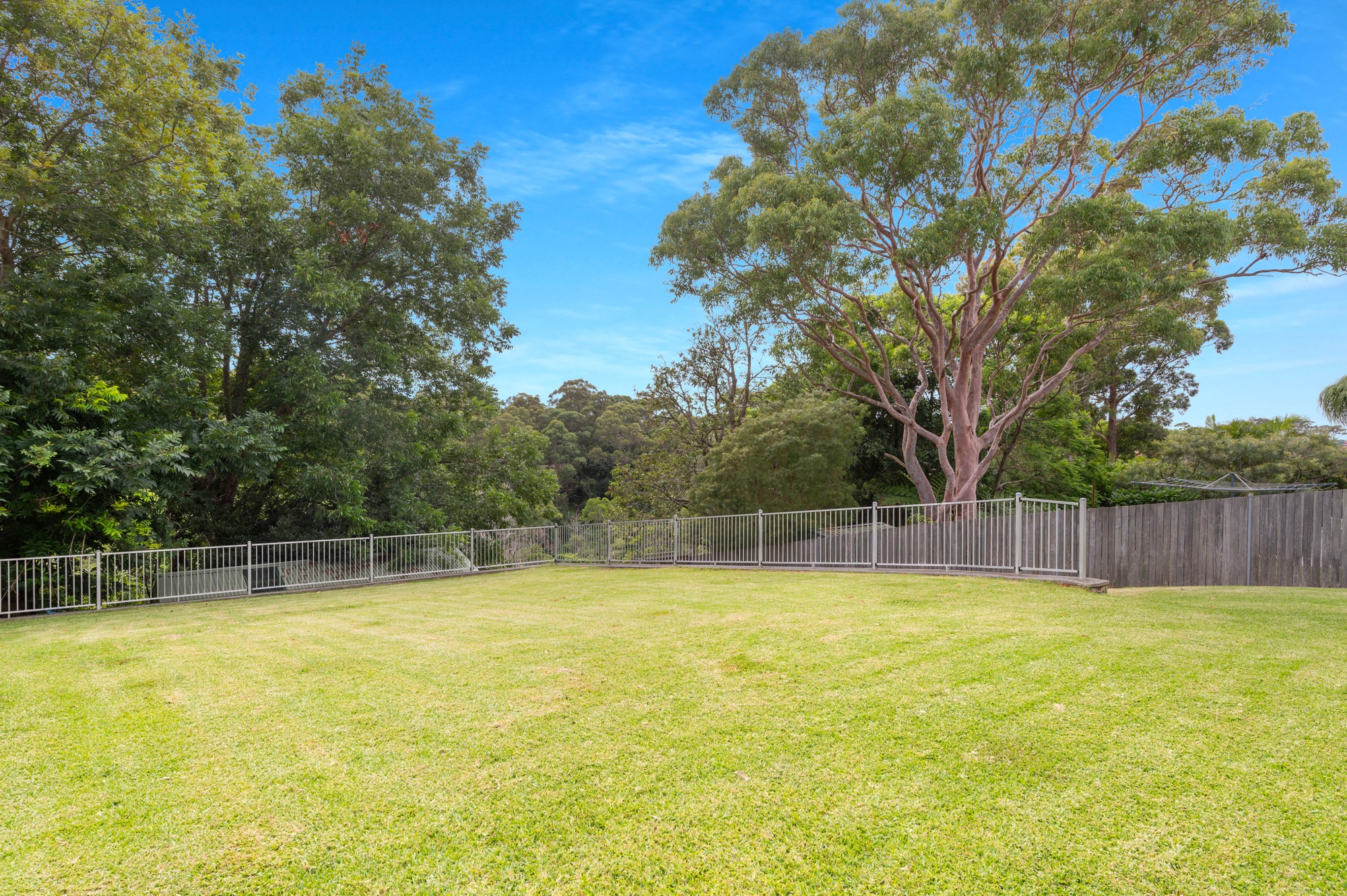 24-26 Tamarind Drive, Cordeaux Heights - Thumbnail 7