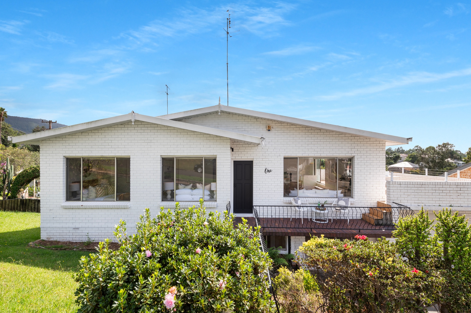 1 Risley Road, Figtree - Thumbnail 2