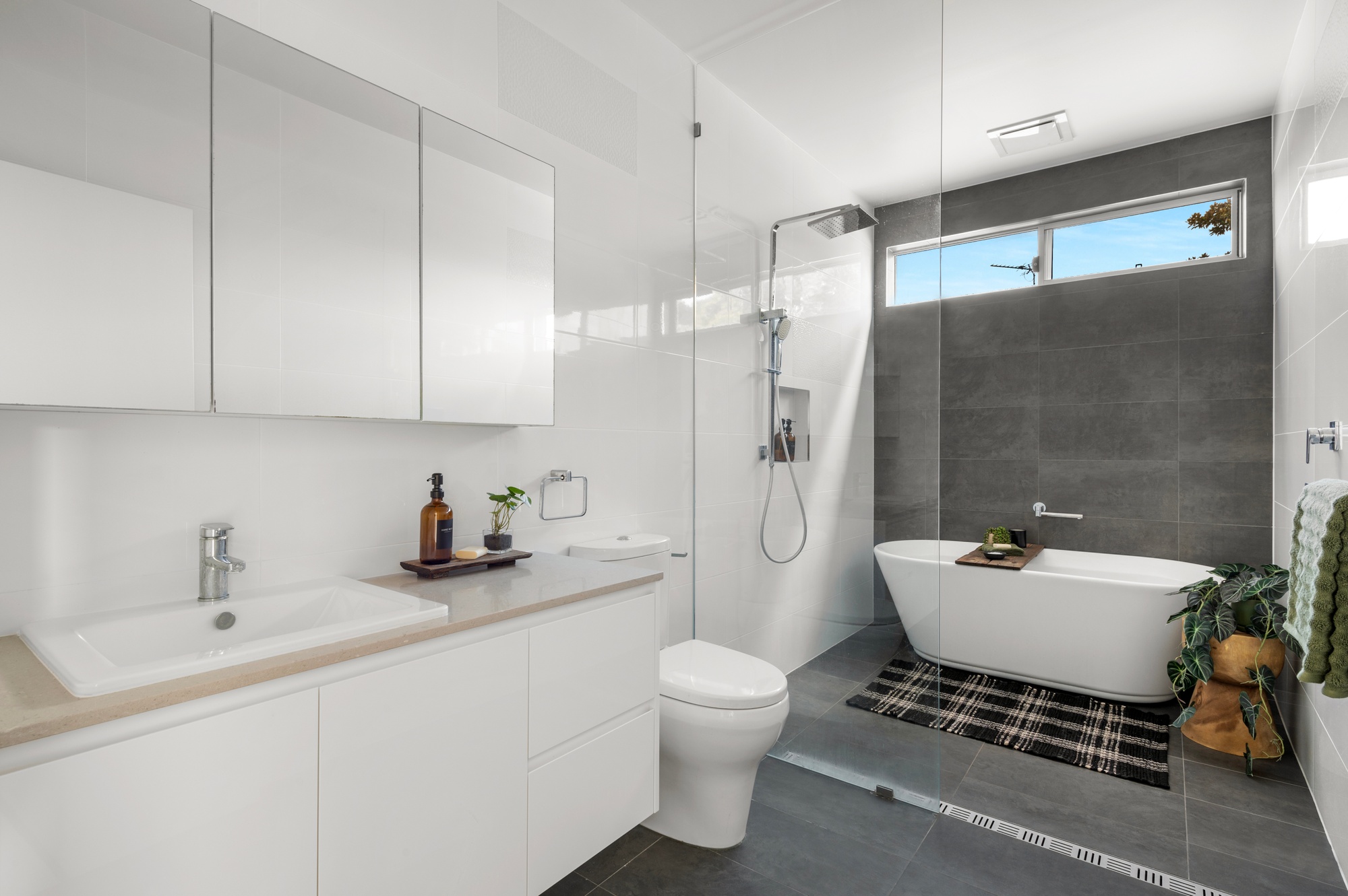 6/33 William Davies Drive, Figtree - Thumbnail 4