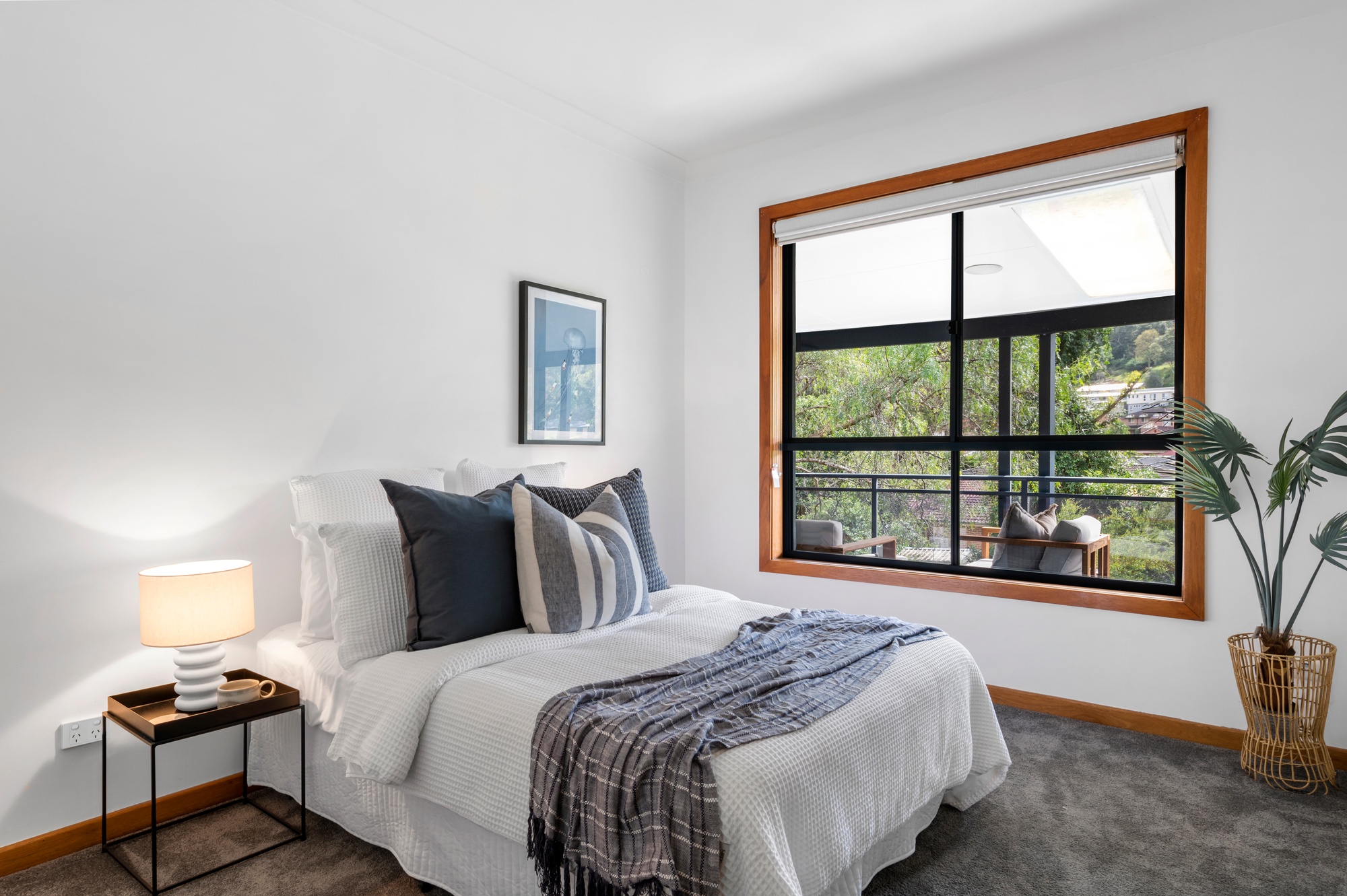 5 Sugarwood Place, Farmborough Heights - Thumbnail 3