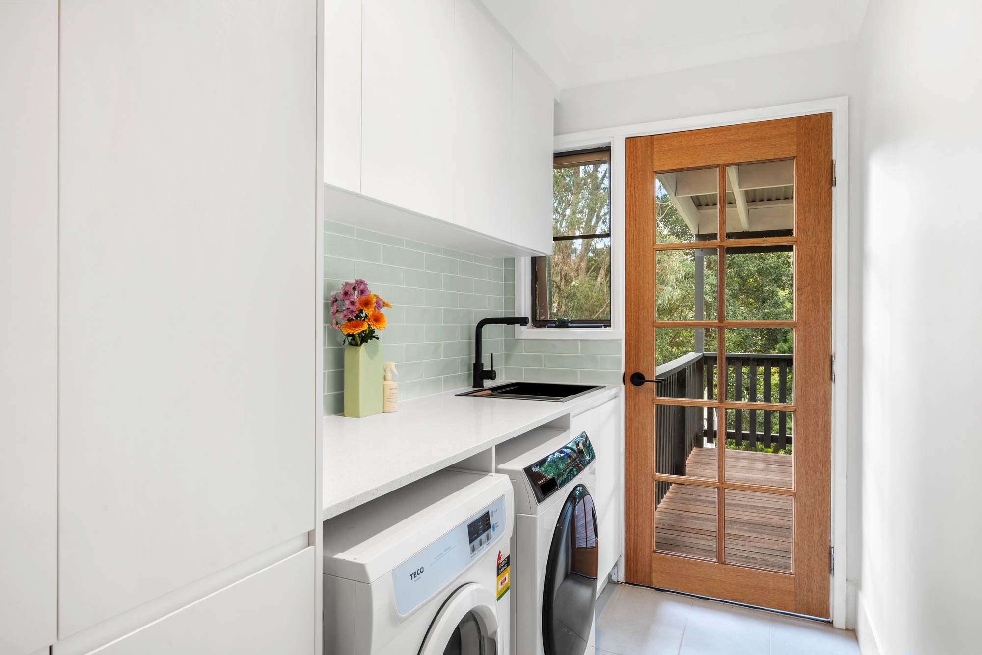 154 Waples Road, Farmborough Heights - Thumbnail 5