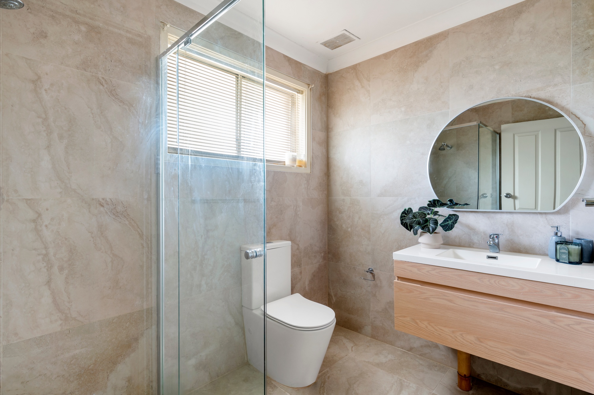 28 McAndrew Crescent, Mangerton - Thumbnail 7