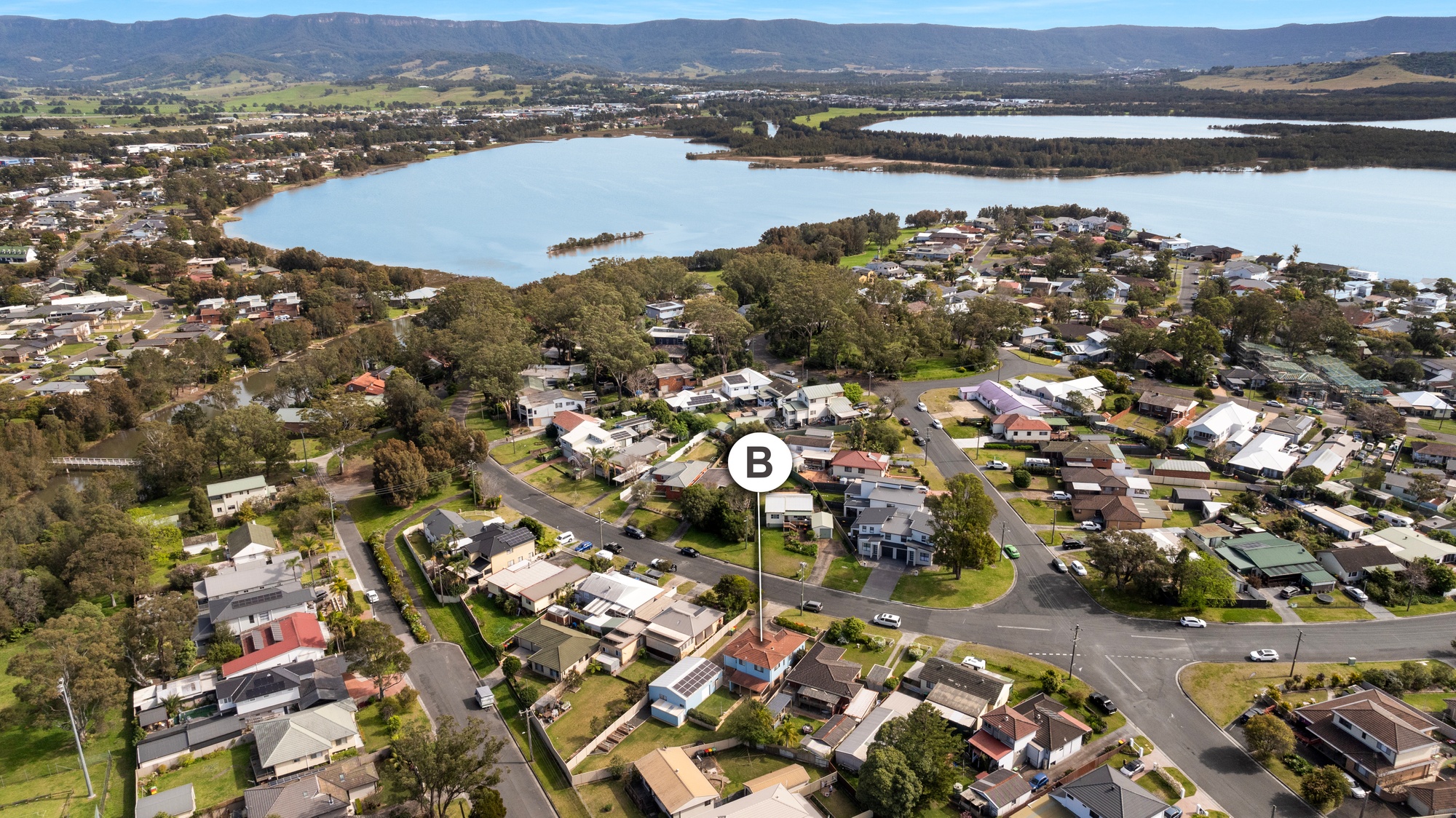 83 Bridge Avenue, Oak Flats - Thumbnail 2