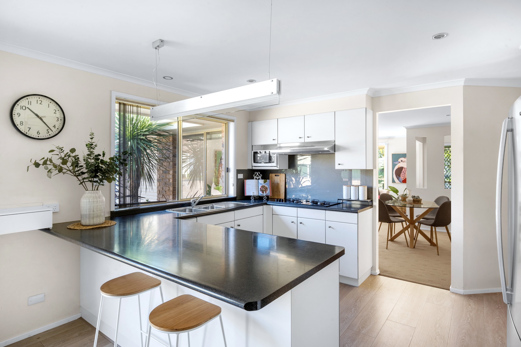 28a Derribong Drive, Cordeaux Heights - Thumbnail 8