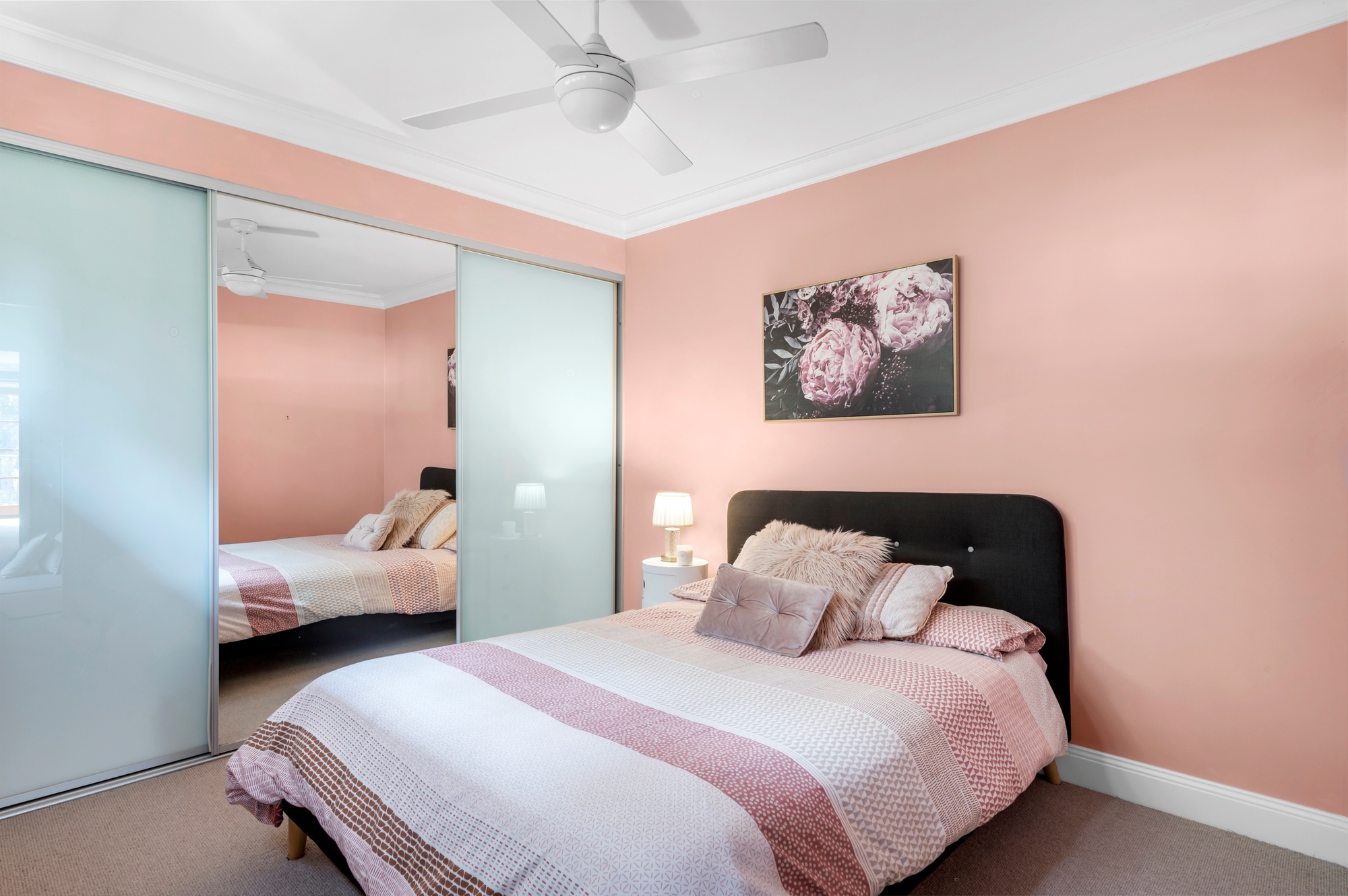 37 Derribong Drive, Cordeaux Heights - Thumbnail 2