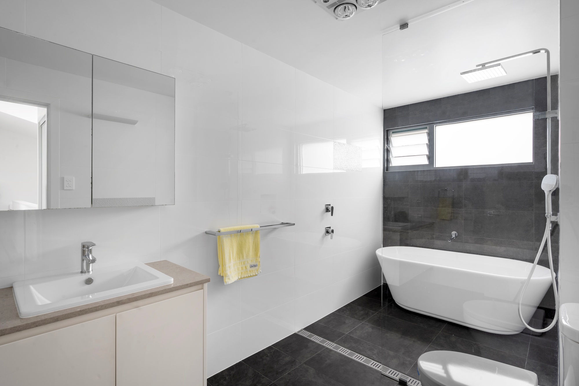 11/33 William Davies Drive, Figtree - Thumbnail 3