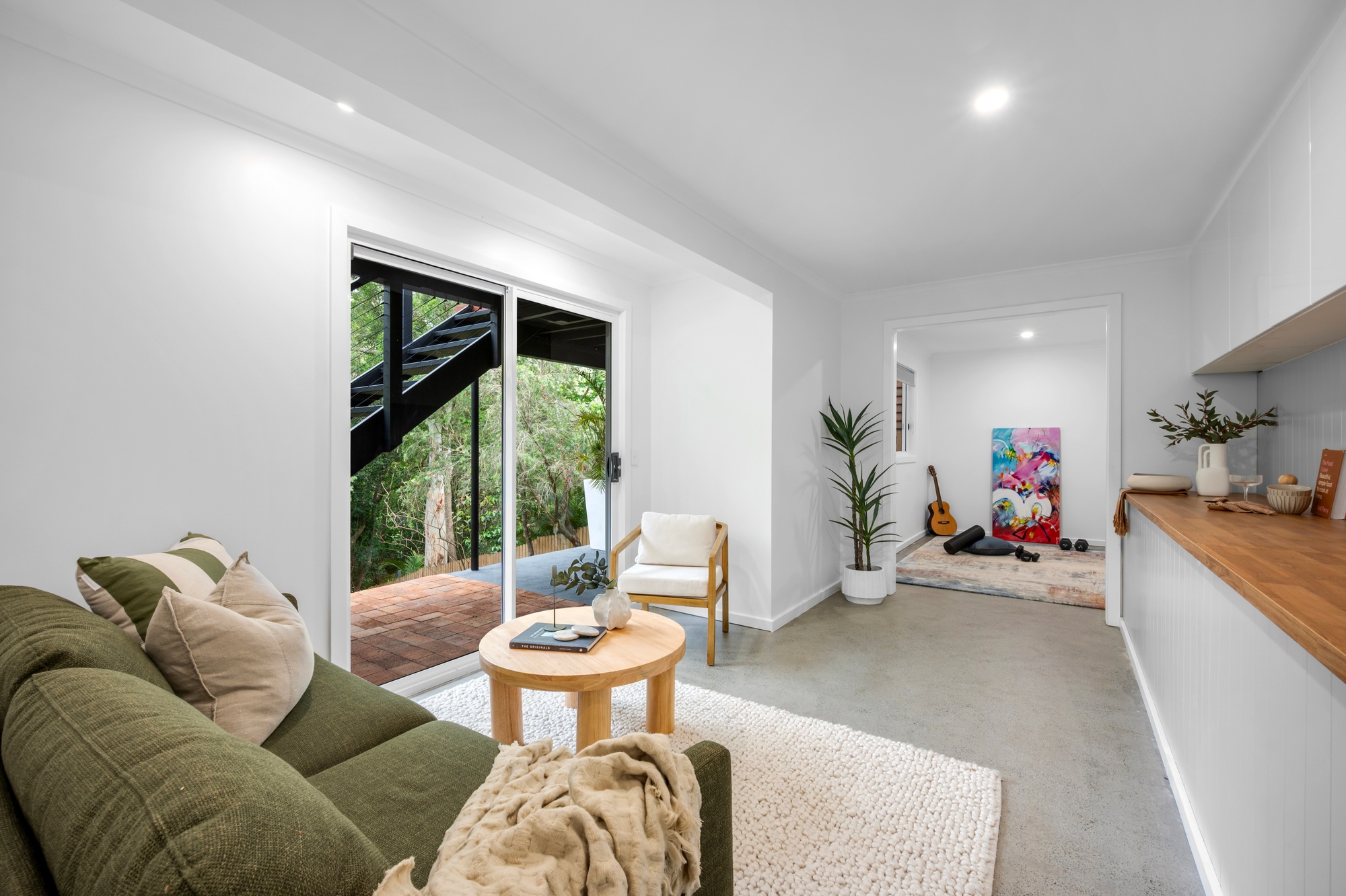 14 Avon Parade, Mount Kembla - Thumbnail 4