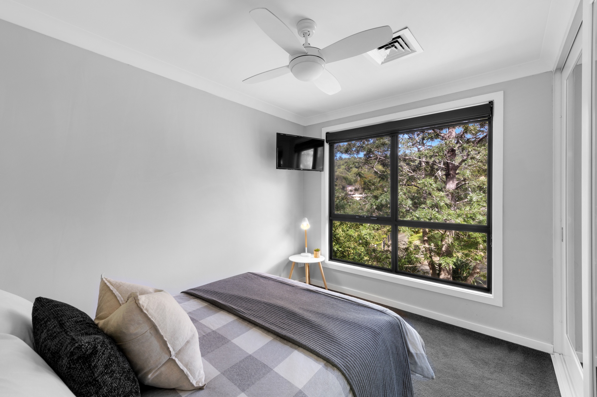 155 Koloona Avenue, Mount Keira - Thumbnail 6