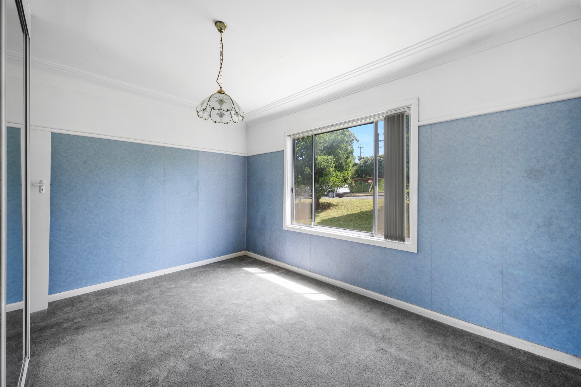 45 Northcliffe Drive, Lake Heights - Thumbnail 5