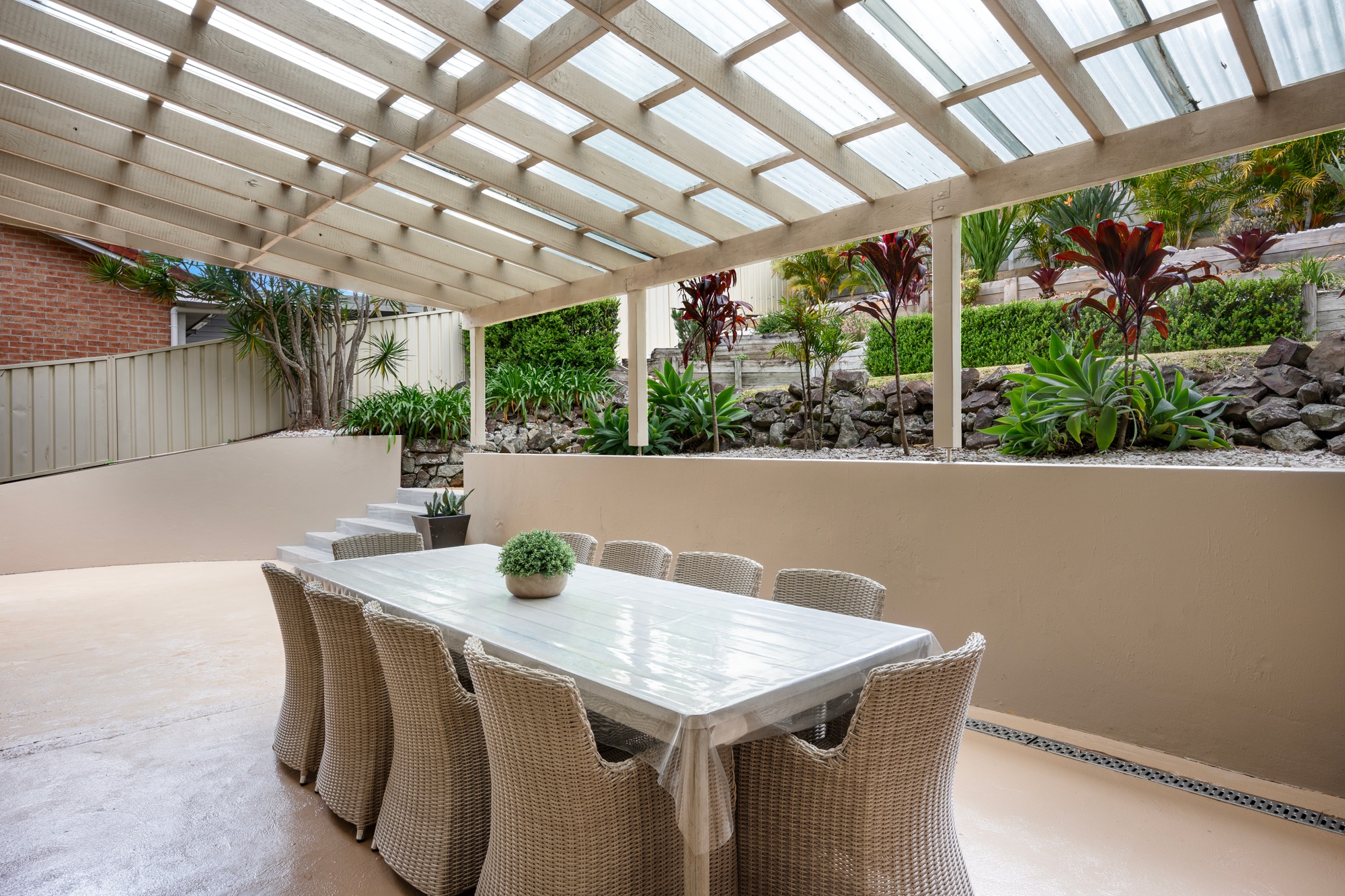 7 Sheringa Grove, Cordeaux Heights - Thumbnail 8
