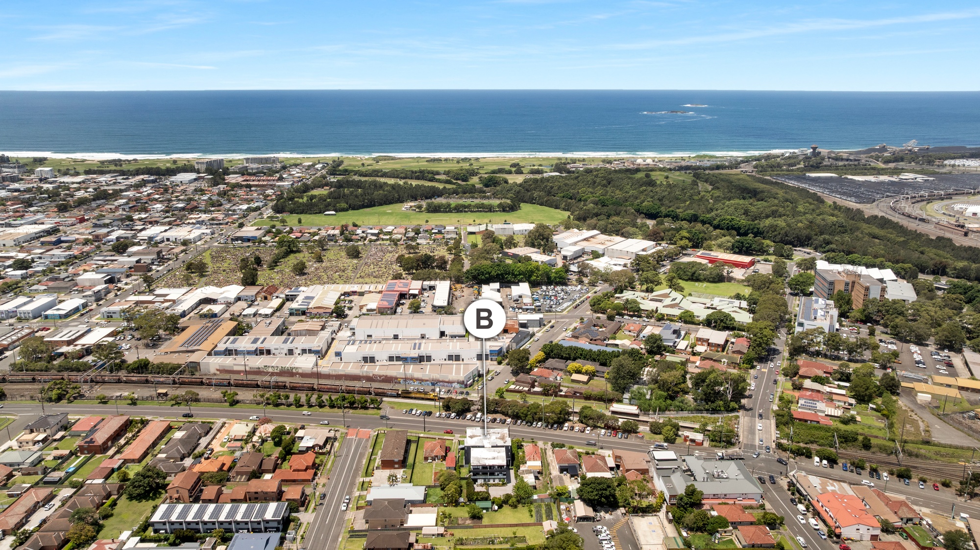 101/118 Gladstone Avenue, Coniston - Thumbnail 2