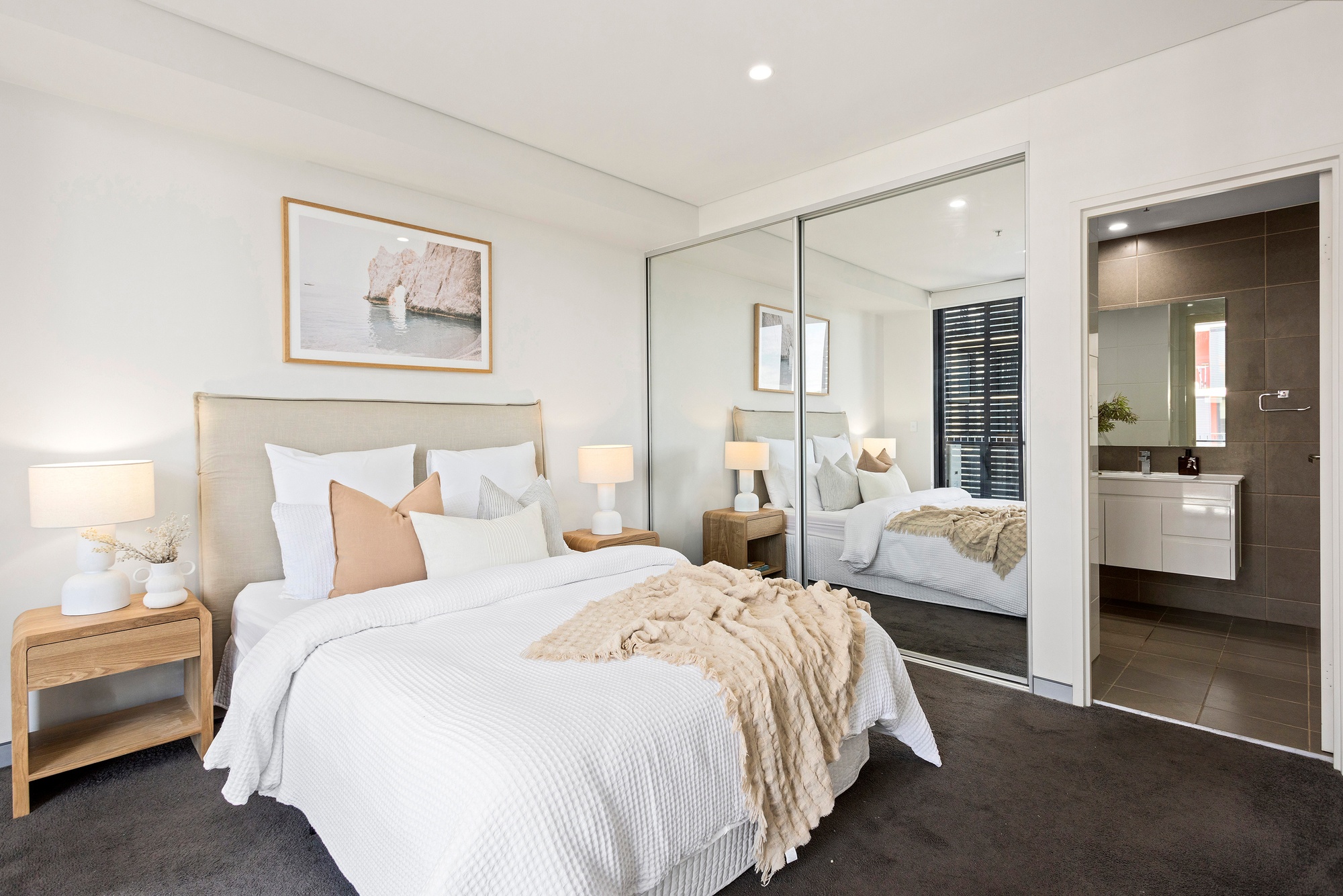707/41 Crown Street, Wollongong - Thumbnail 7