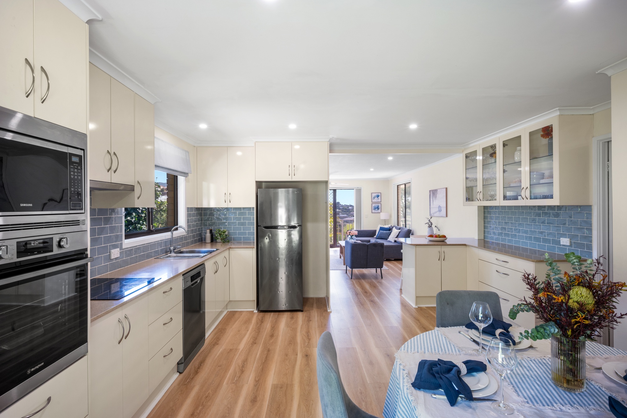 18 Ashley Avenue, Farmborough Heights - Thumbnail 8