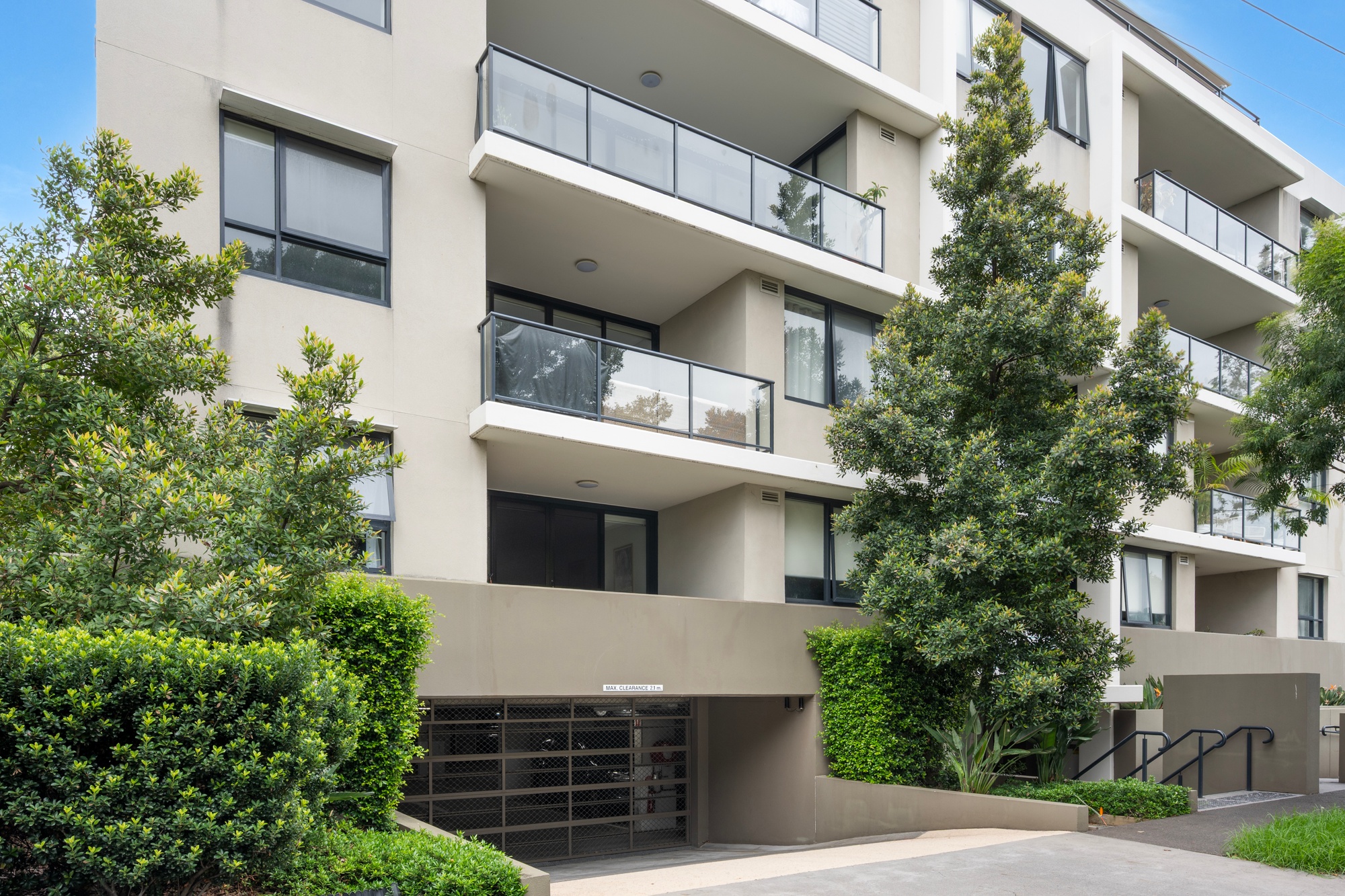 1/3-5 Wiseman Avenue, Wollongong - Image 1