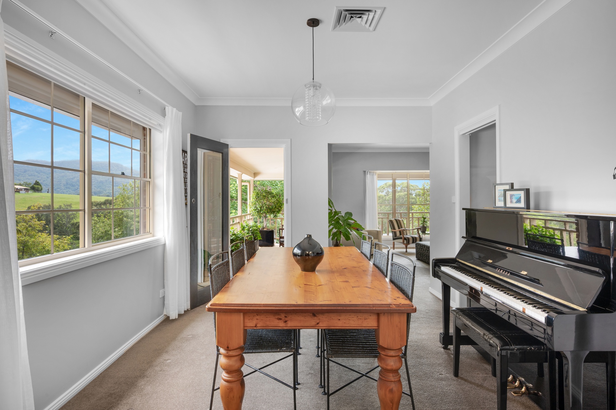 167 Derribong Drive, Cordeaux Heights - Thumbnail 6