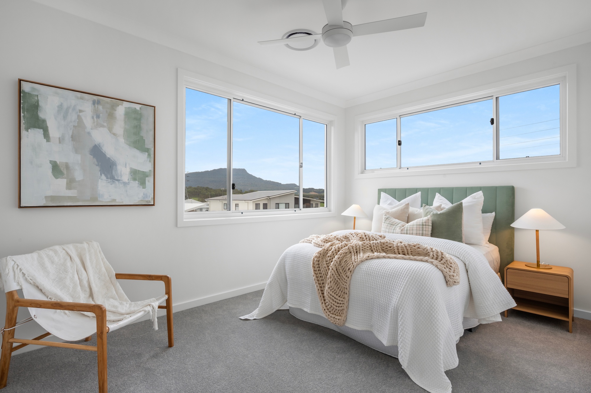 2 Warrigal Street, Horsley - Thumbnail 8