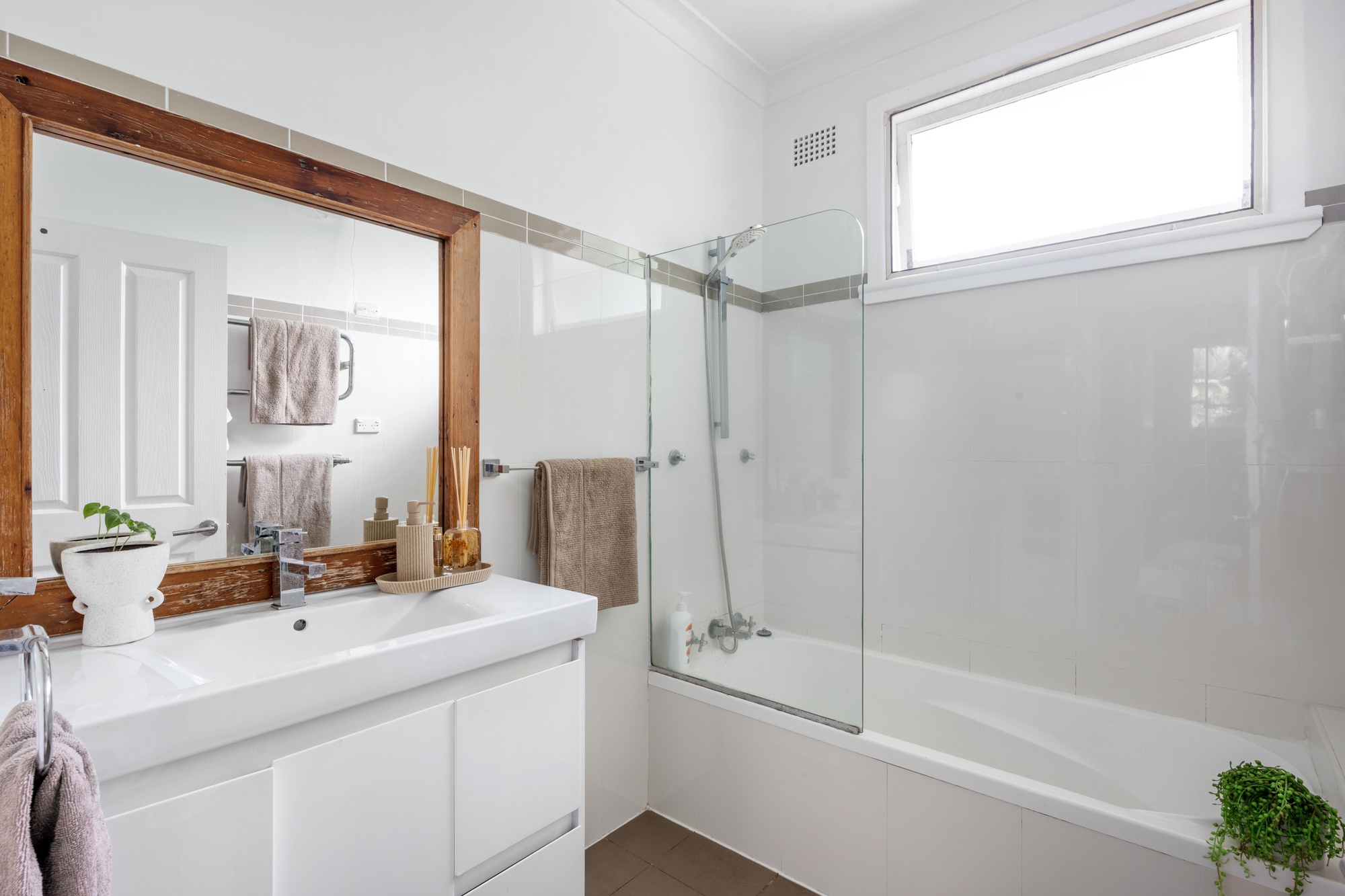 29 Morandoo Avenue, Mount Keira - Thumbnail 8