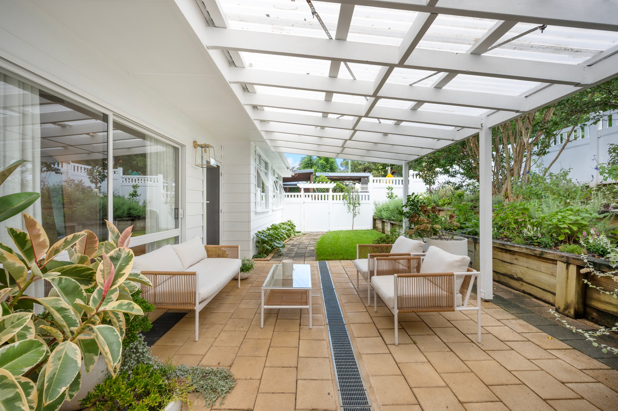 13 Morandoo Avenue, Mount Keira - Thumbnail 2