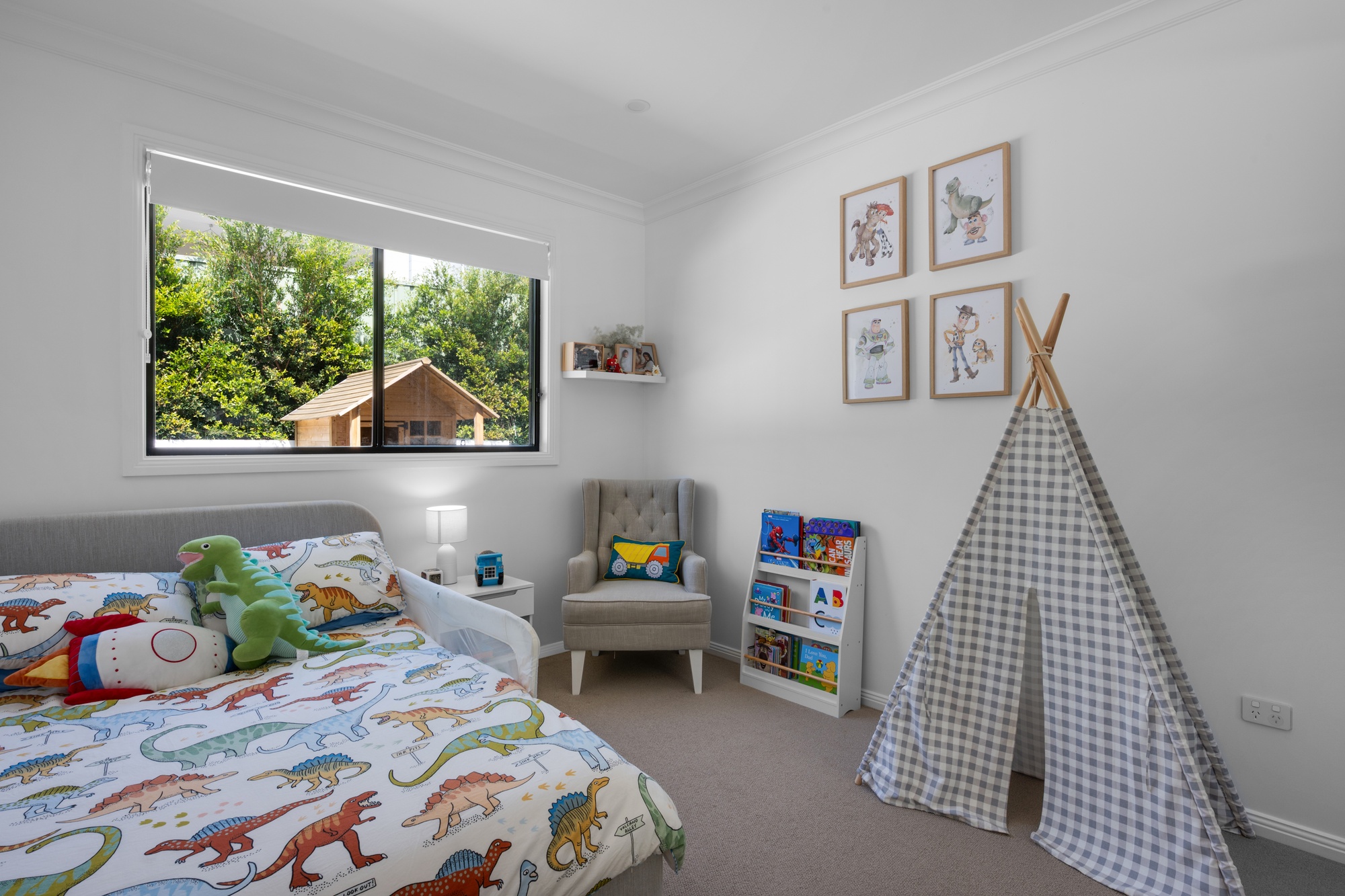 77 Redgum Forest Way, Figtree - Thumbnail 2