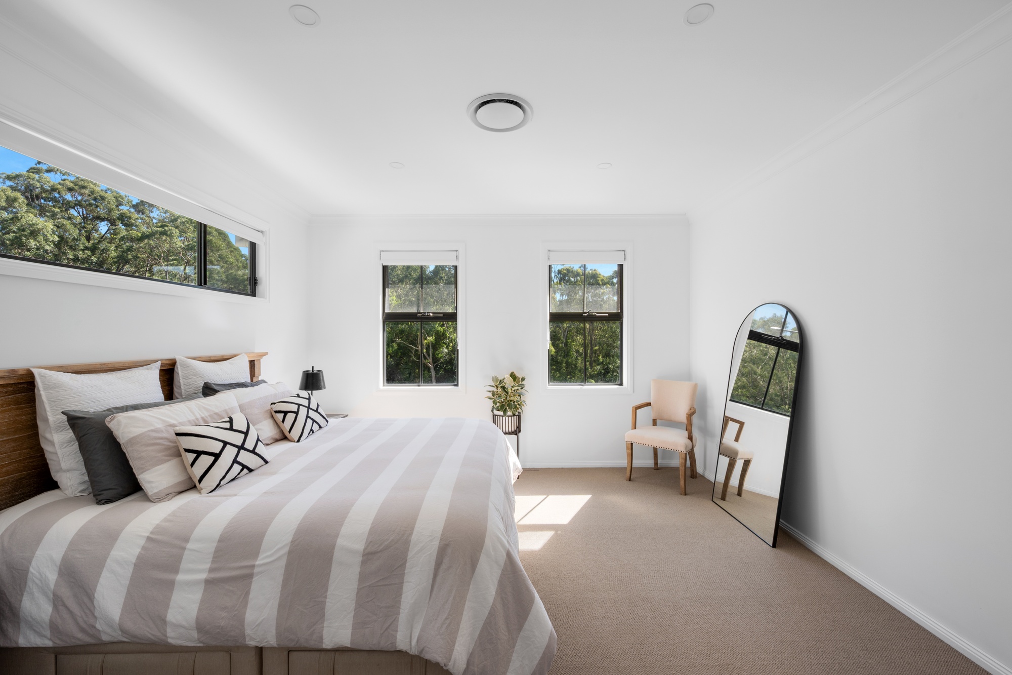 77 Redgum Forest Way, Figtree - Thumbnail 6