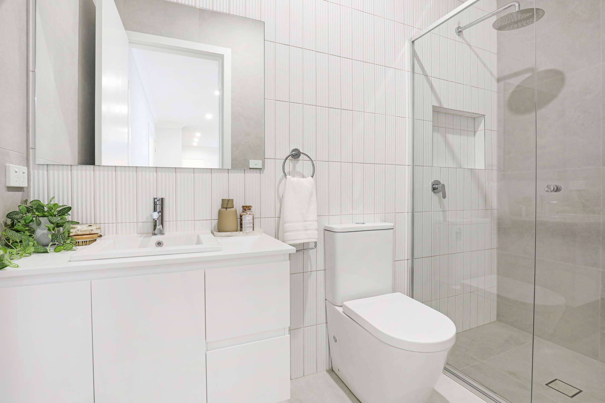 27 Greenview Drive, Horsley - Thumbnail 4