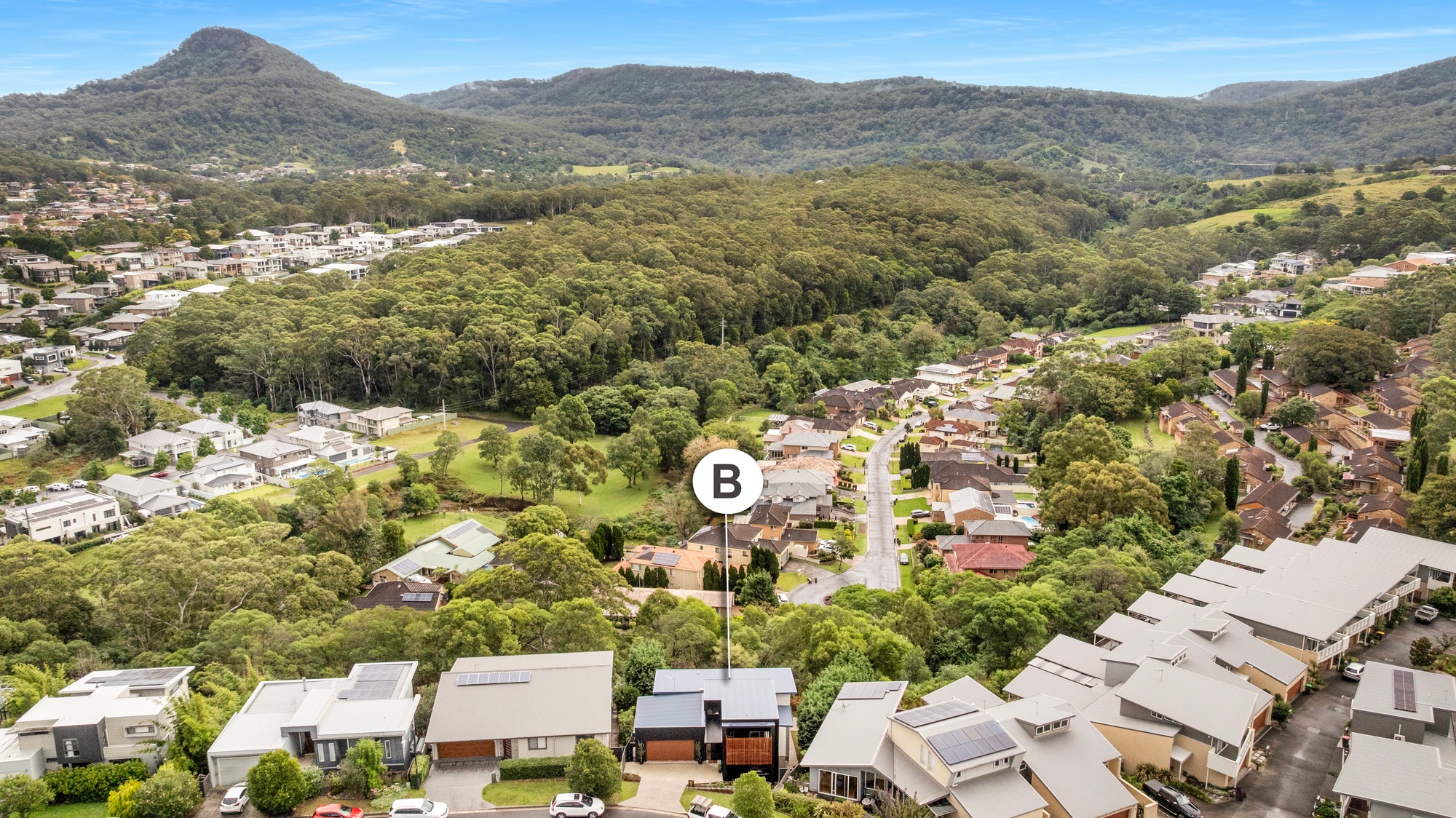 31 William Davies Drive, Figtree - Image 1