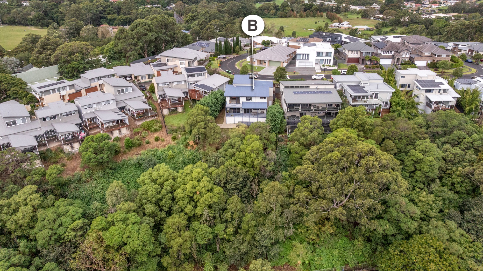 31 William Davies Drive, Figtree - Thumbnail 2